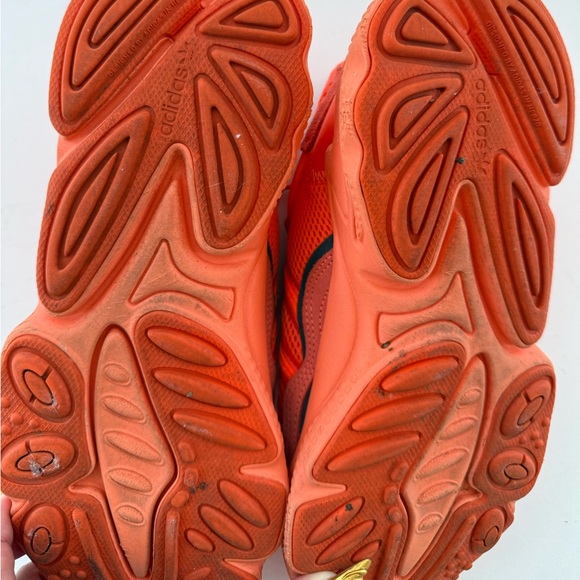 Adidas Ozweego - Picture 7 of 7